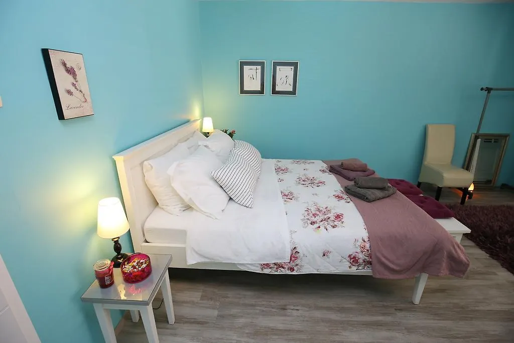 Downtown Accommodation 2Br Zadar Daire