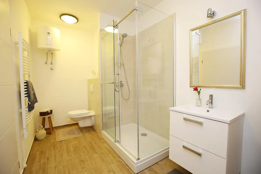 Downtown Accommodation 2Br Zadar